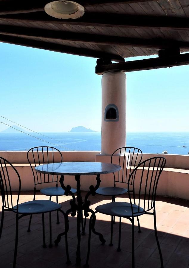 Case Al Mare - Terrazzi Panoramici E Ampio Giardino Santa Marina Salina Exterior foto